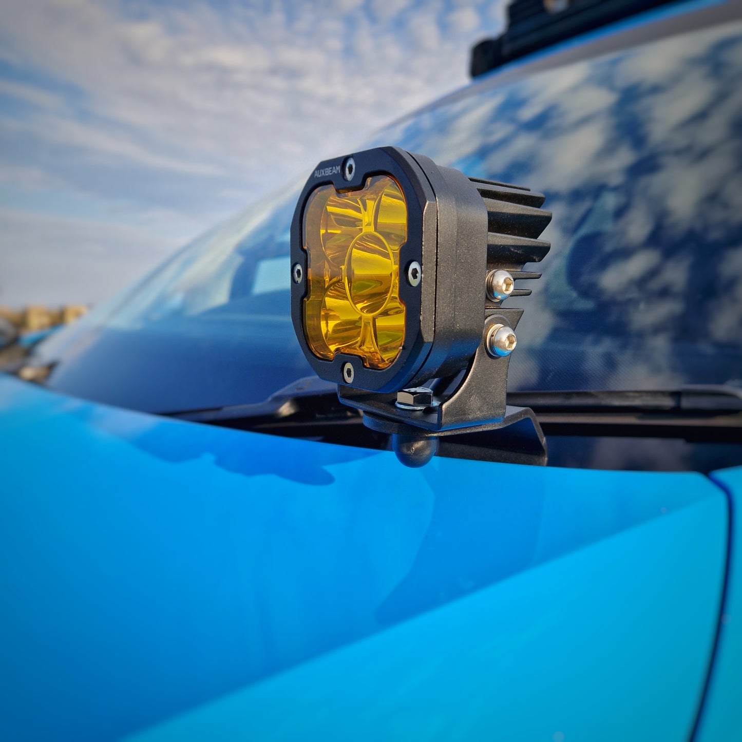 VOLKSWAGEN CADDY MK3/MK4 2004–2024 - Bonnet Ditch Light Mounts