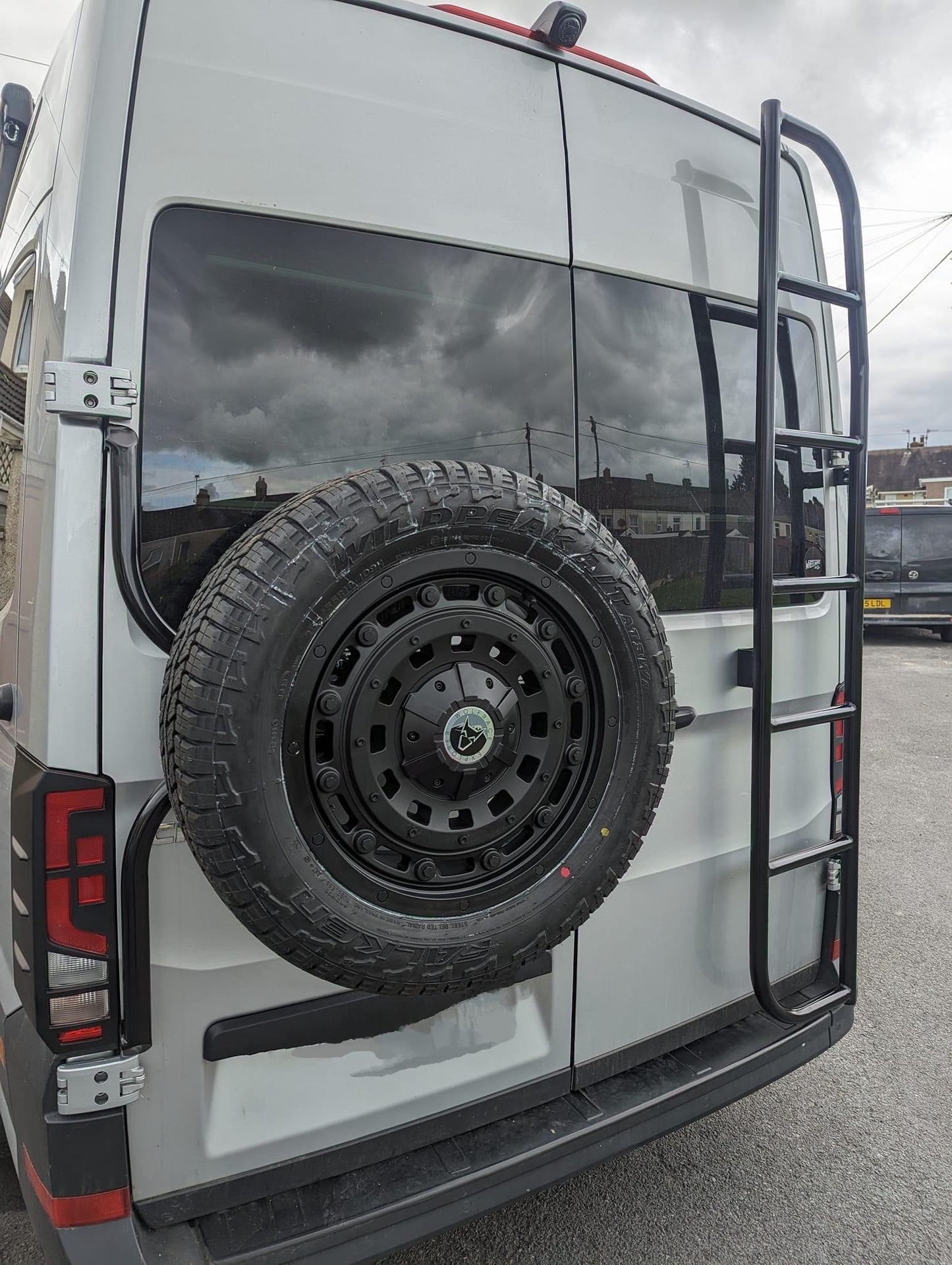 Volkswagen Crafter MAN TGE 4X4 Rear Door Spare Wheel Carrier