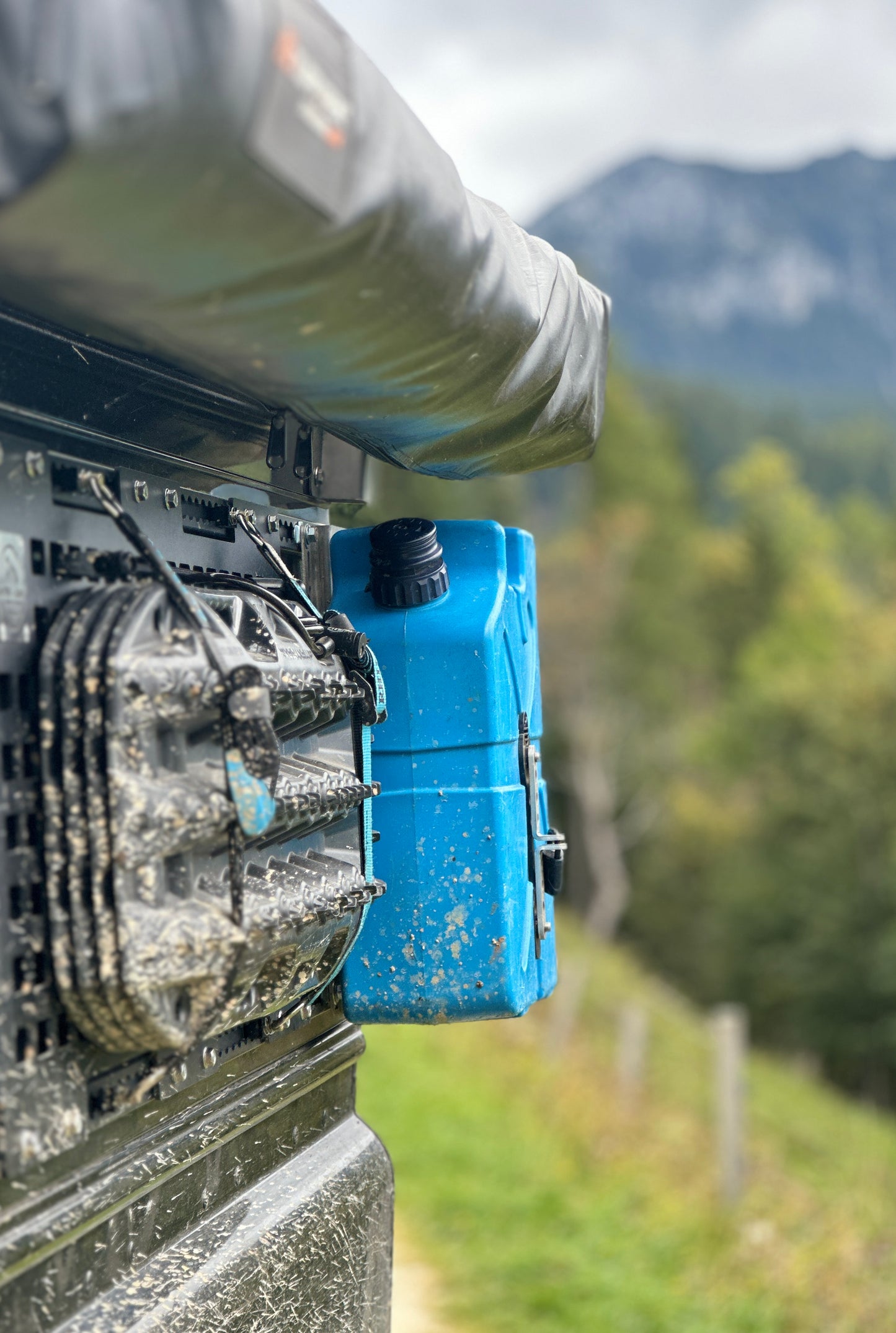 LifeSaver Jerrycan Water Filter Vehicle Mount