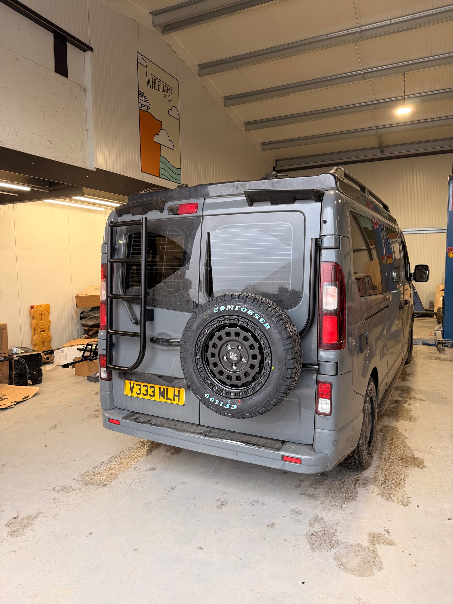 VAUXHALL VIVARO - Rear Door Ladder