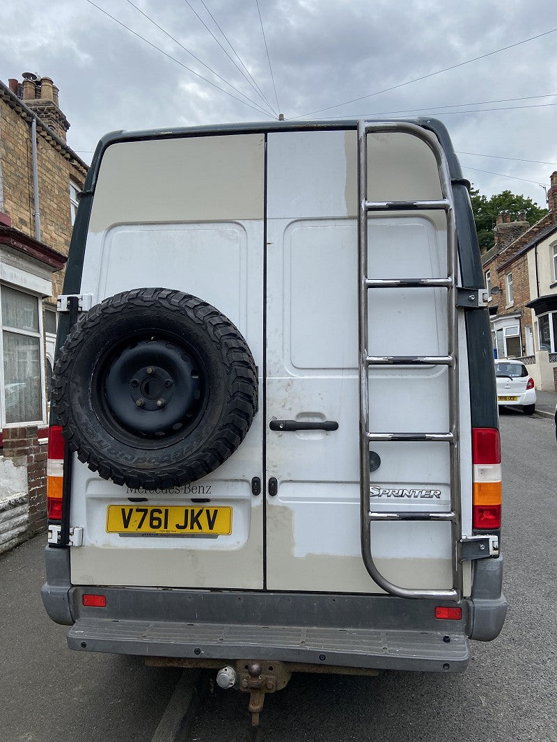 MERCEDES SPRINTER, VOLKSWAGEN LT 1996-2006, T1N - Rear Door Tubular Ladder - RH