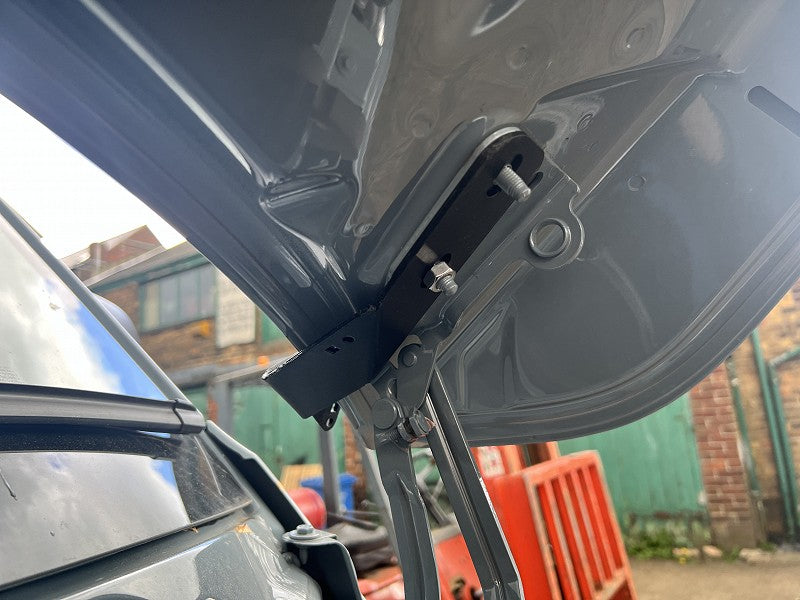 Mercedes Sprinter 907 2018+ Bonnet Ditch Light Mounts