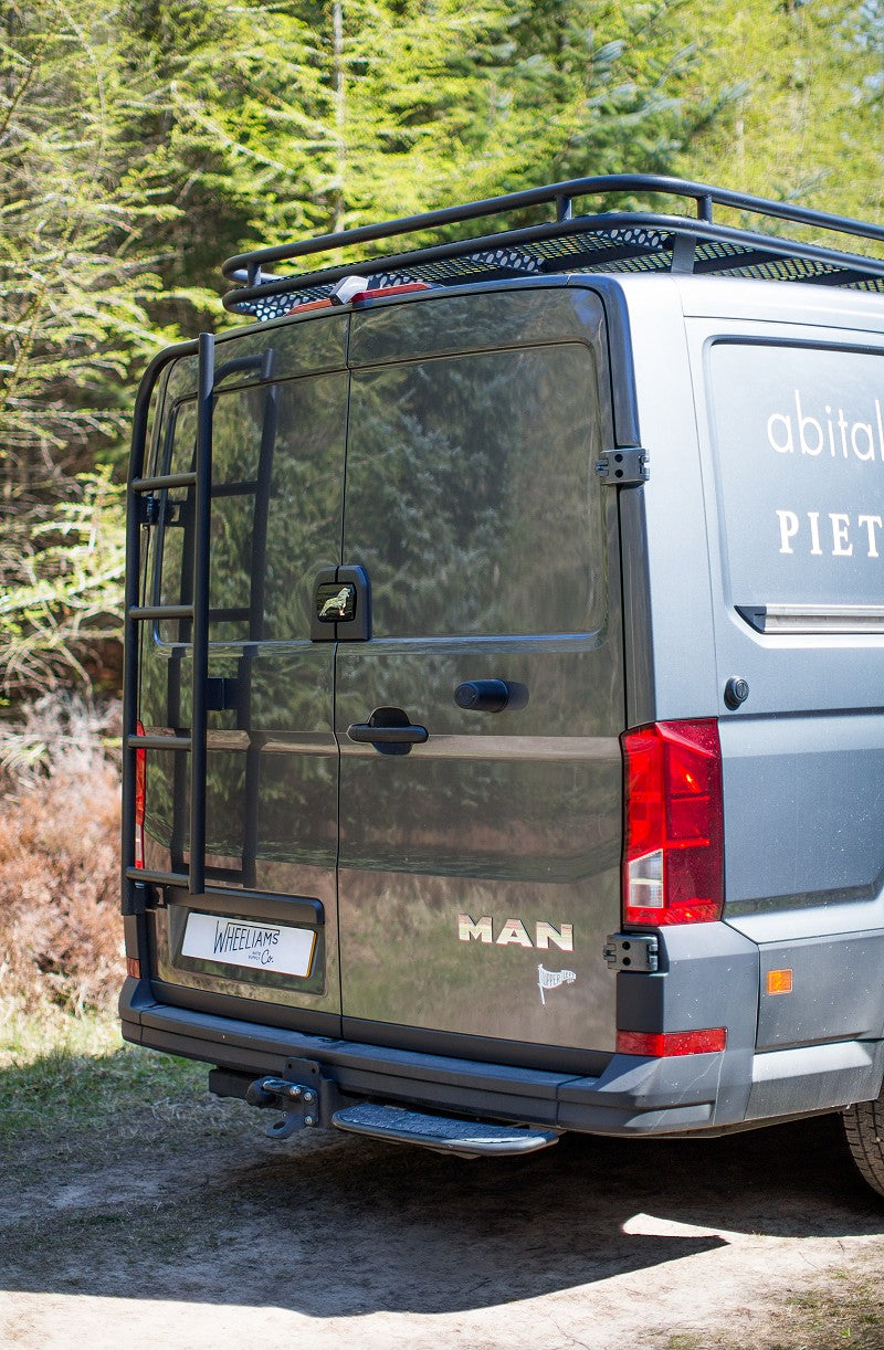 Man TGE / VW Crafter Shorty Rohr-Hecktürleiter NS