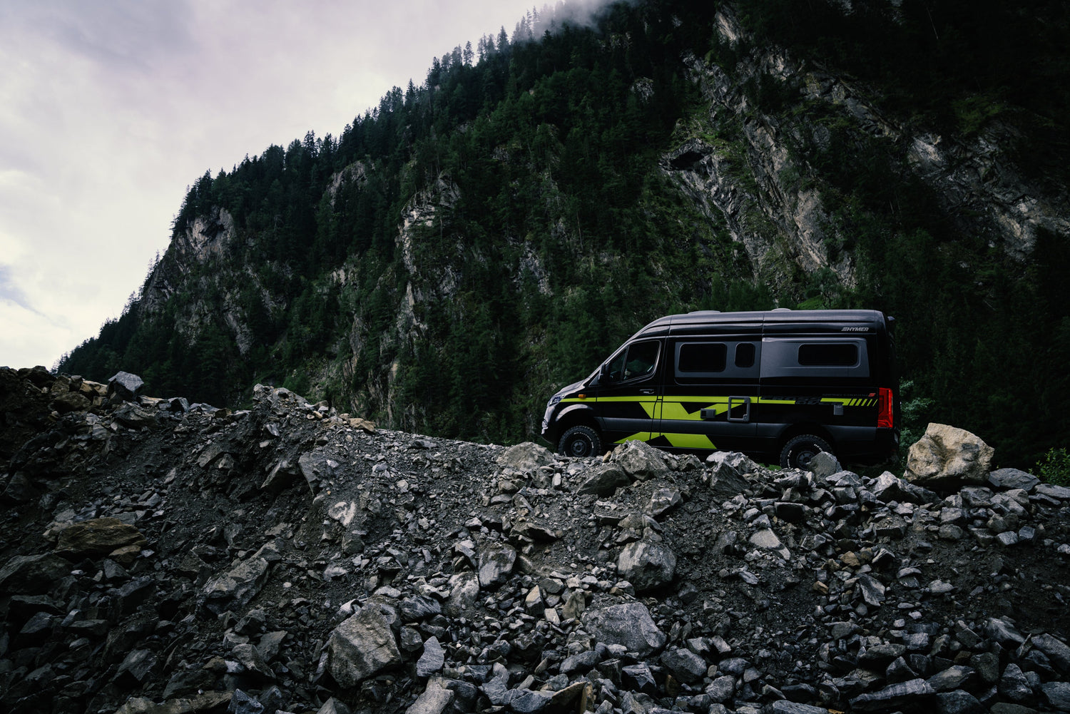 HYMER Grand Canyon S CrossOver Accessories
