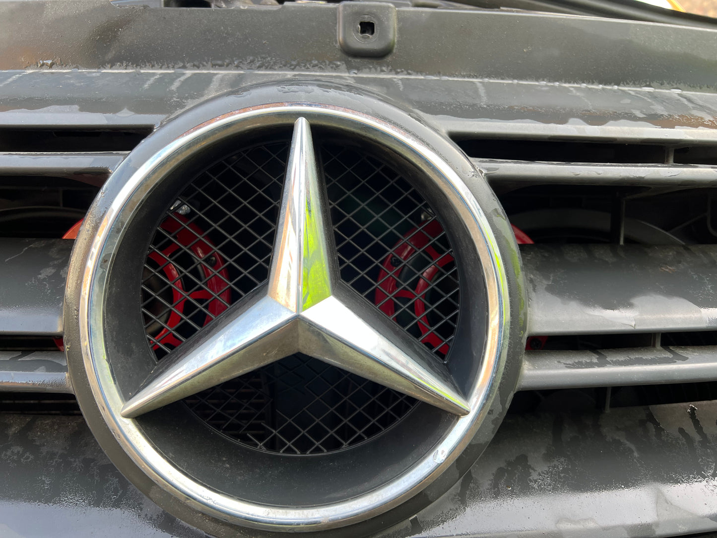 Mercedes Sprinter 907 Doppelhorn-Upgrade-Halterung