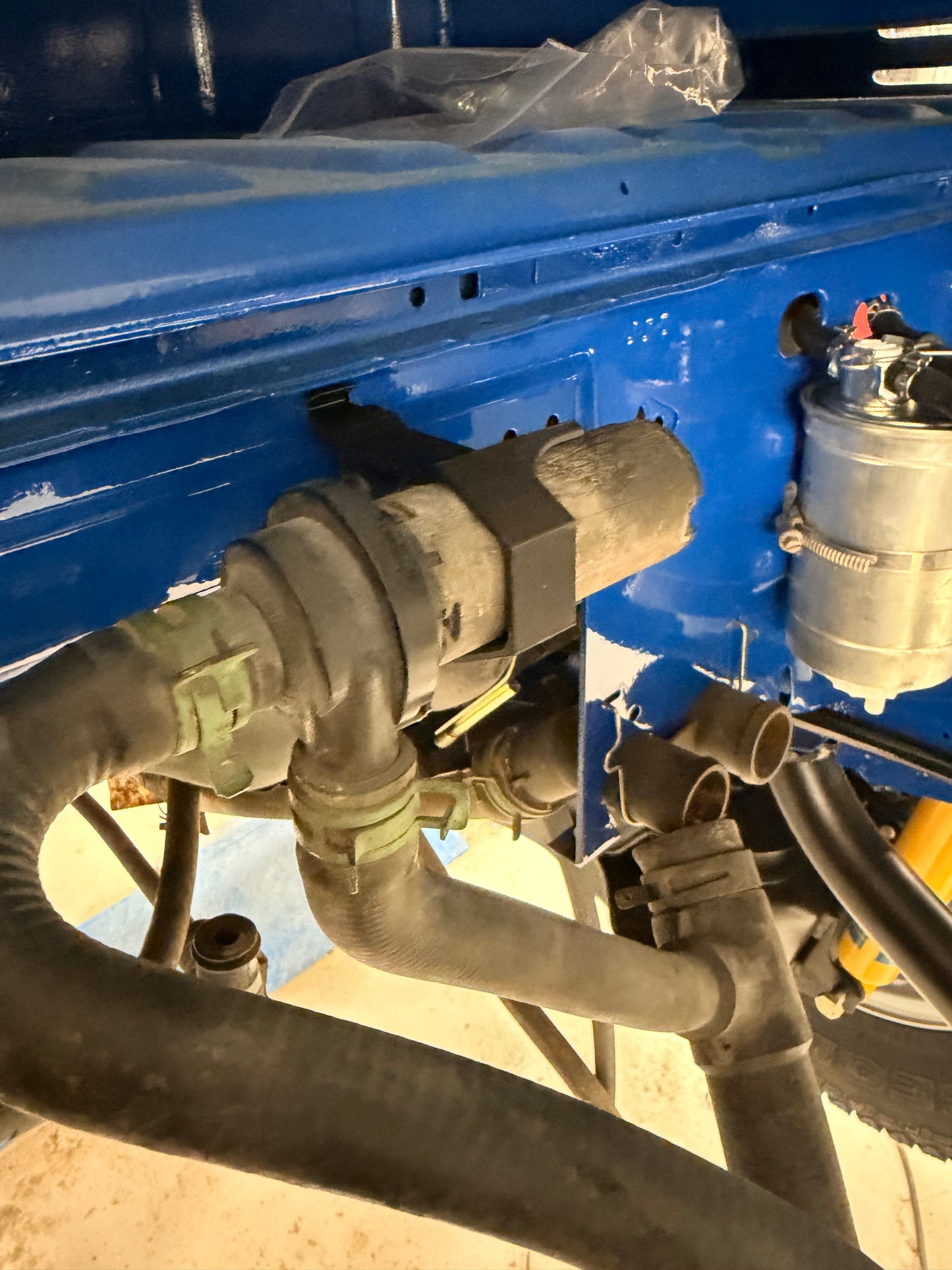 Volkswagen T3/Vanagon Auxiliary Coolant Pump Mounting Bracket