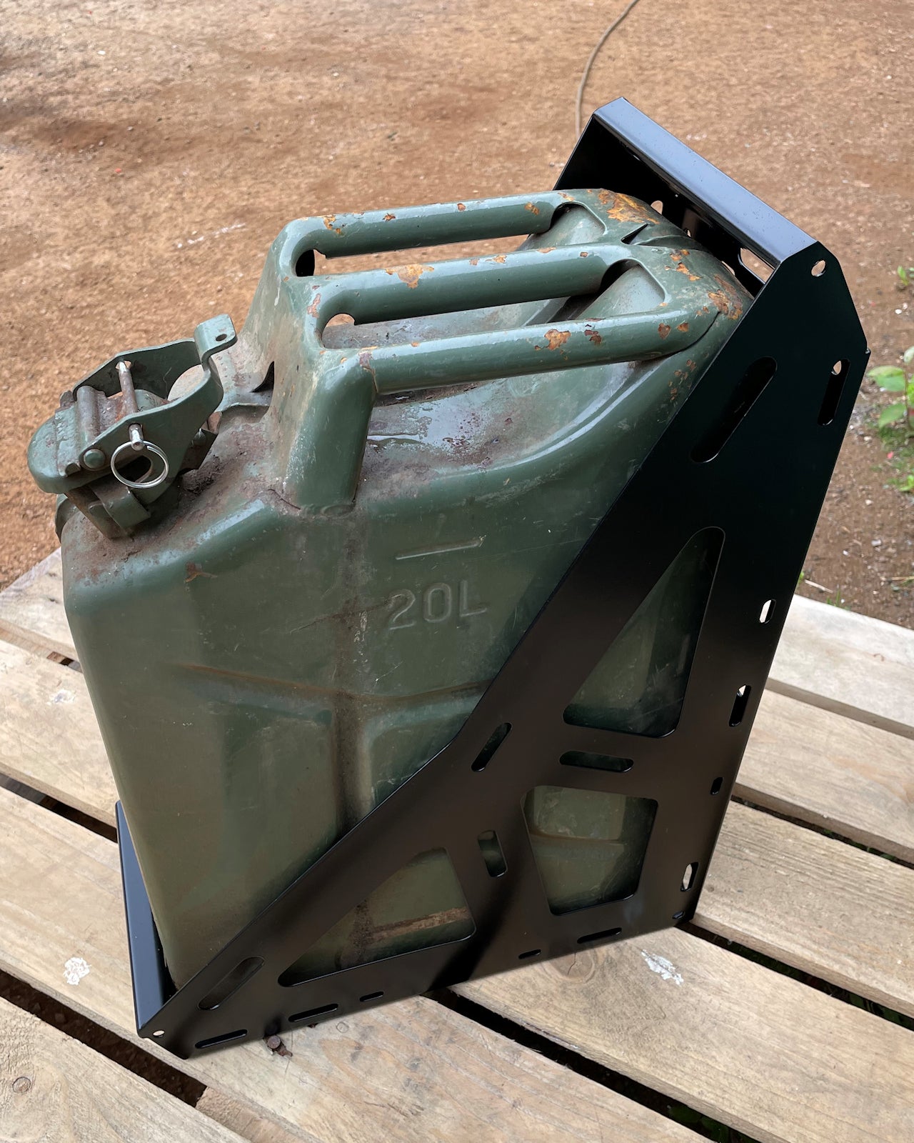 JERRY CAN HOLDER